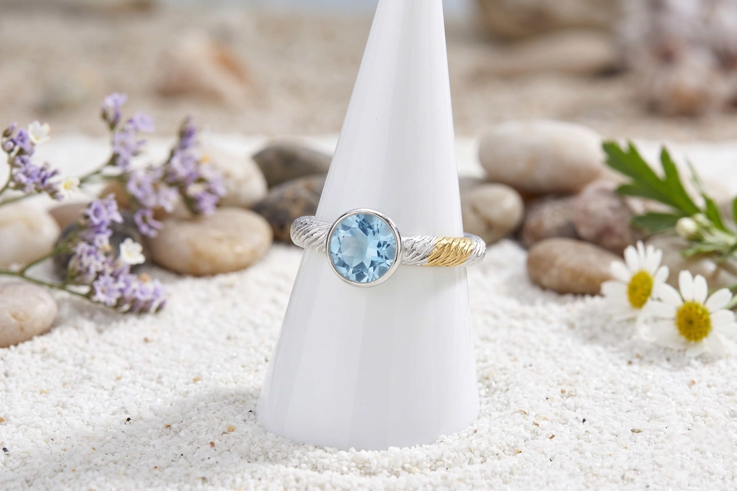 Silver and 22ct gold inlay round sky Topaz 'Vine' ring